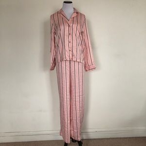 Victoria’s Secret Pink Striped Pajama Set ⭐️NWT⭐️